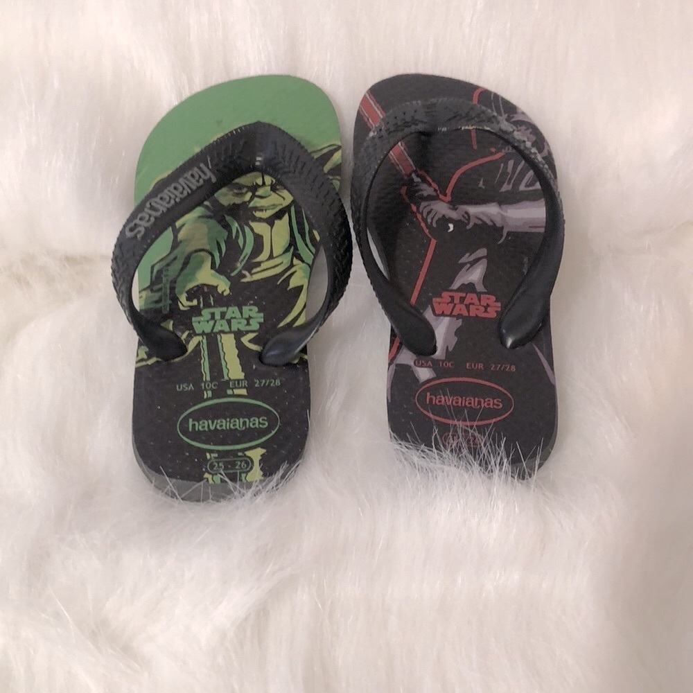 Havaianas unisex Star Wars flip flops.